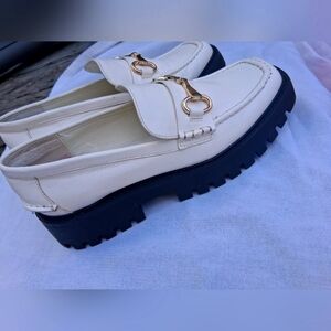 Elegant Cream  Openn Edit